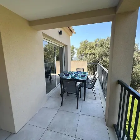 Acacias Villa